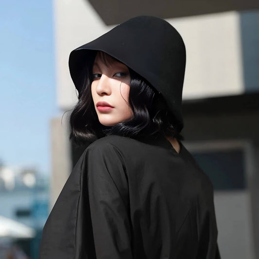 Chapeau cloche pour femme au style classique intemporel