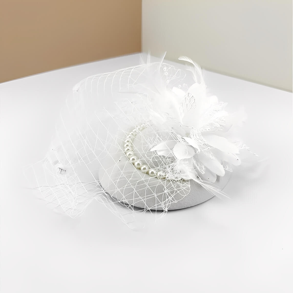 Chapeau de mariage rétro français avec voilette