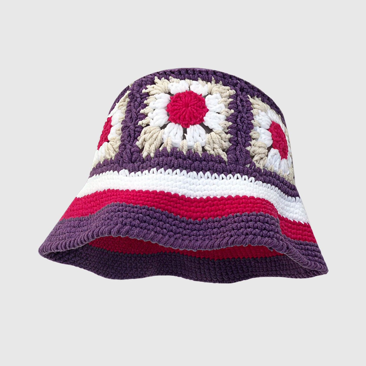 Bob crochet à fleurs pour femme