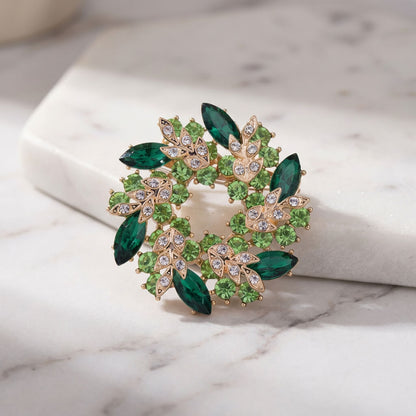 Broche étincelante