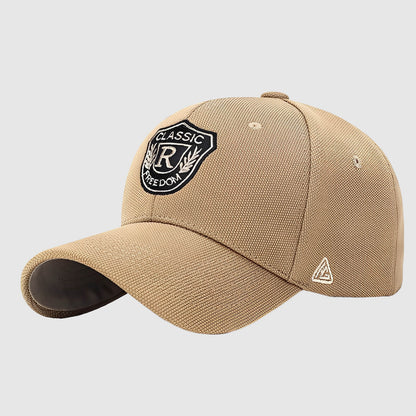 Casquette « CLASSIC » – broderie dorée et style urbain