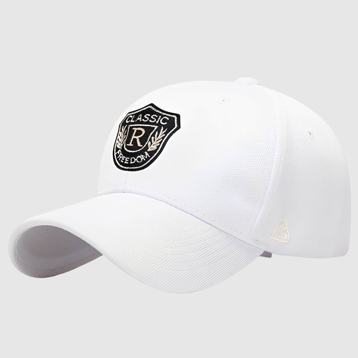 Casquette « CLASSIC » – broderie dorée et style urbain