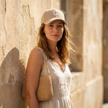 Casquette lettre C – simple, mode et facile à porter