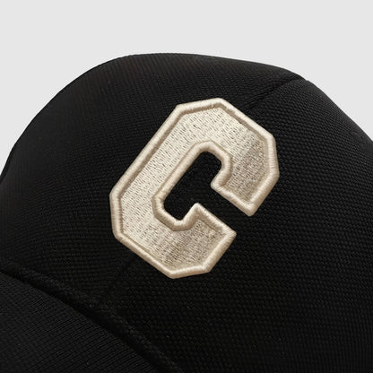 Casquette lettre C – simple, mode et facile à porter