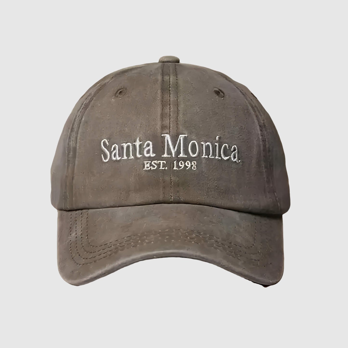 Casquette lettre brodée – style urbain et tendance