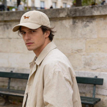 Casquette teckel brodé – casual et pleine de caractère