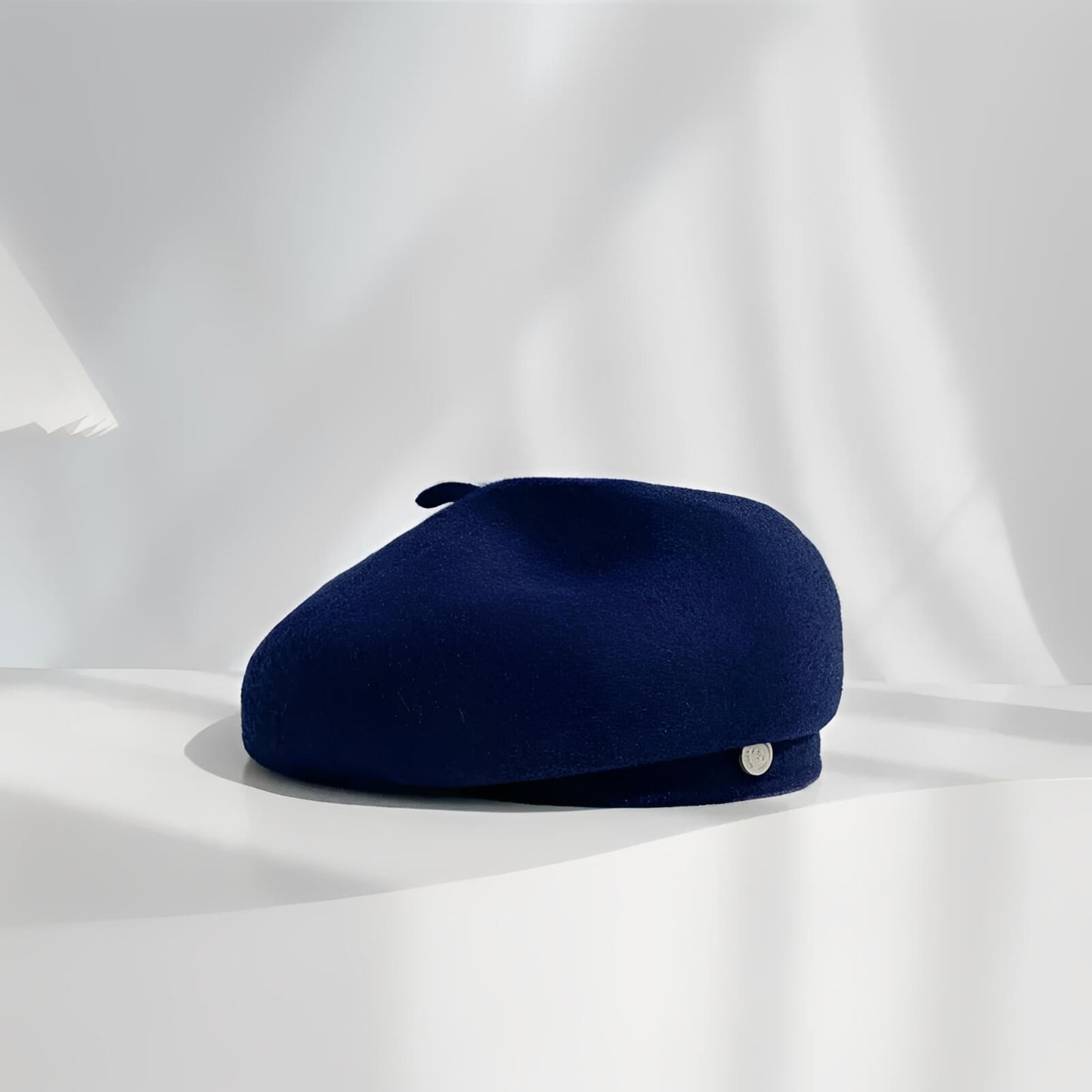 Béret en laine feutrée pour femme au style art français rétro