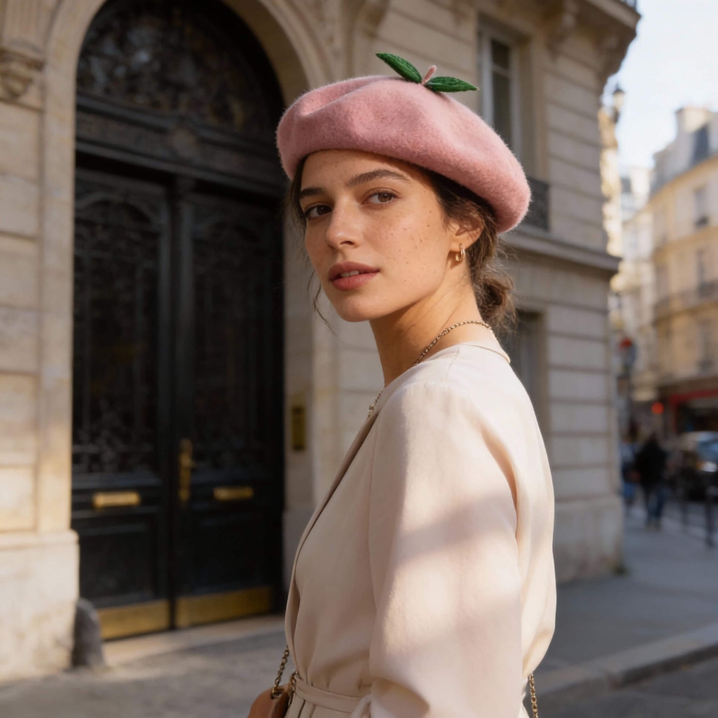 Béret en laine pour femme style pêche rose