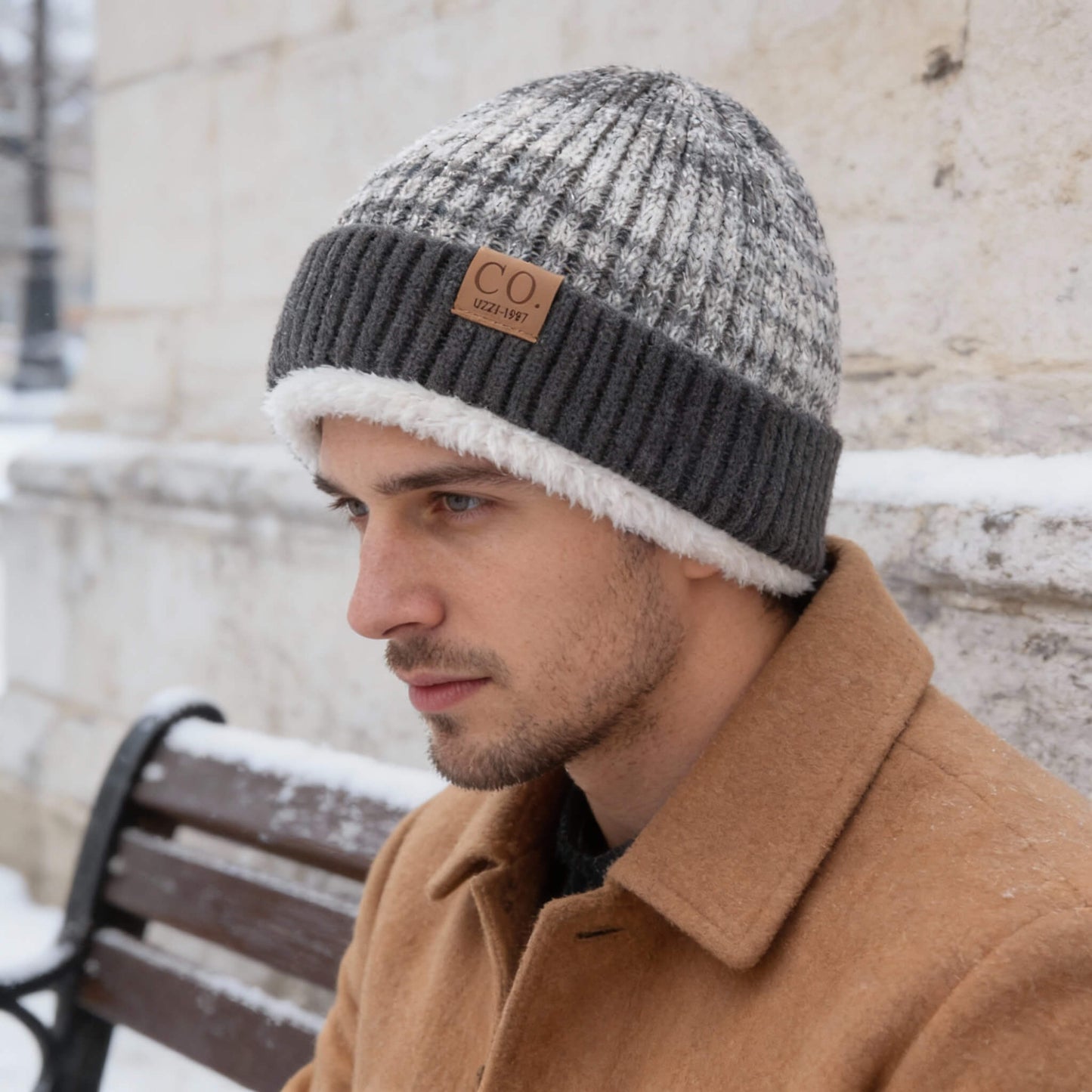 Bonnet en laine bicolore unisexe doublé chaud