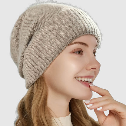 Bonnet femme en laine pure doublé satin – douceur et élégance hivernale