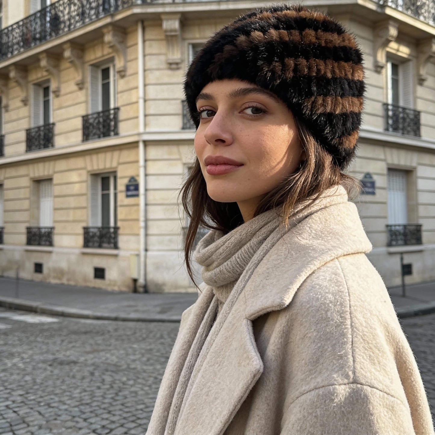 Bonnet russe en fausse fourrure – douceur et chaleur pour l’hiver