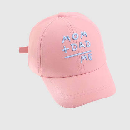 Casquette enfant à lettre brodée – style quotidien et confortable
