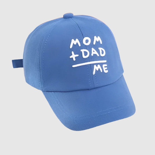 Casquette enfant à lettre brodée – style quotidien et confortable