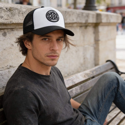 Casquette trucker à lettres – respirante pour l’été