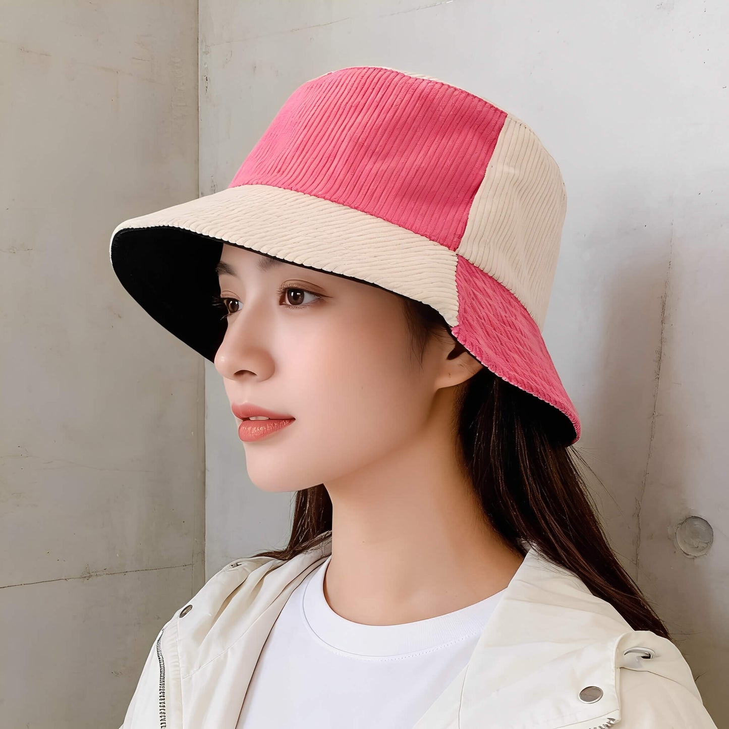 Chapeau bob en velours côtelé à couleurs contrastées