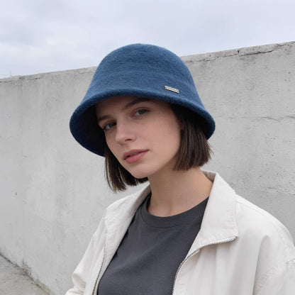 Chapeau cloche en laine tricotée pour femme