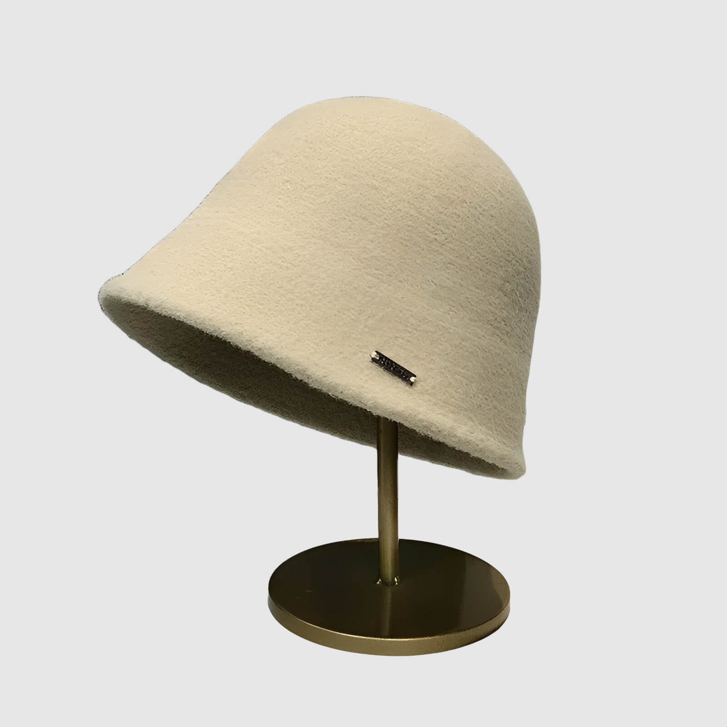 Chapeau cloche en laine tricotée pour femme