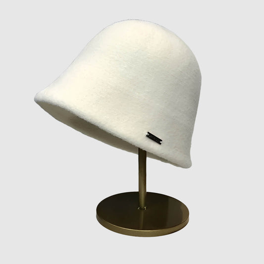 Chapeau cloche en laine tricotée pour femme