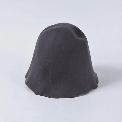 Chapeau cloche pour femme au style classique intemporel