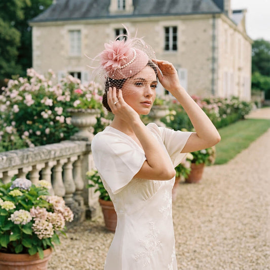 Chapeau de mariage rétro français avec voilette