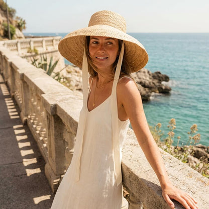 Chapeau de paille pour femme à large bord noué