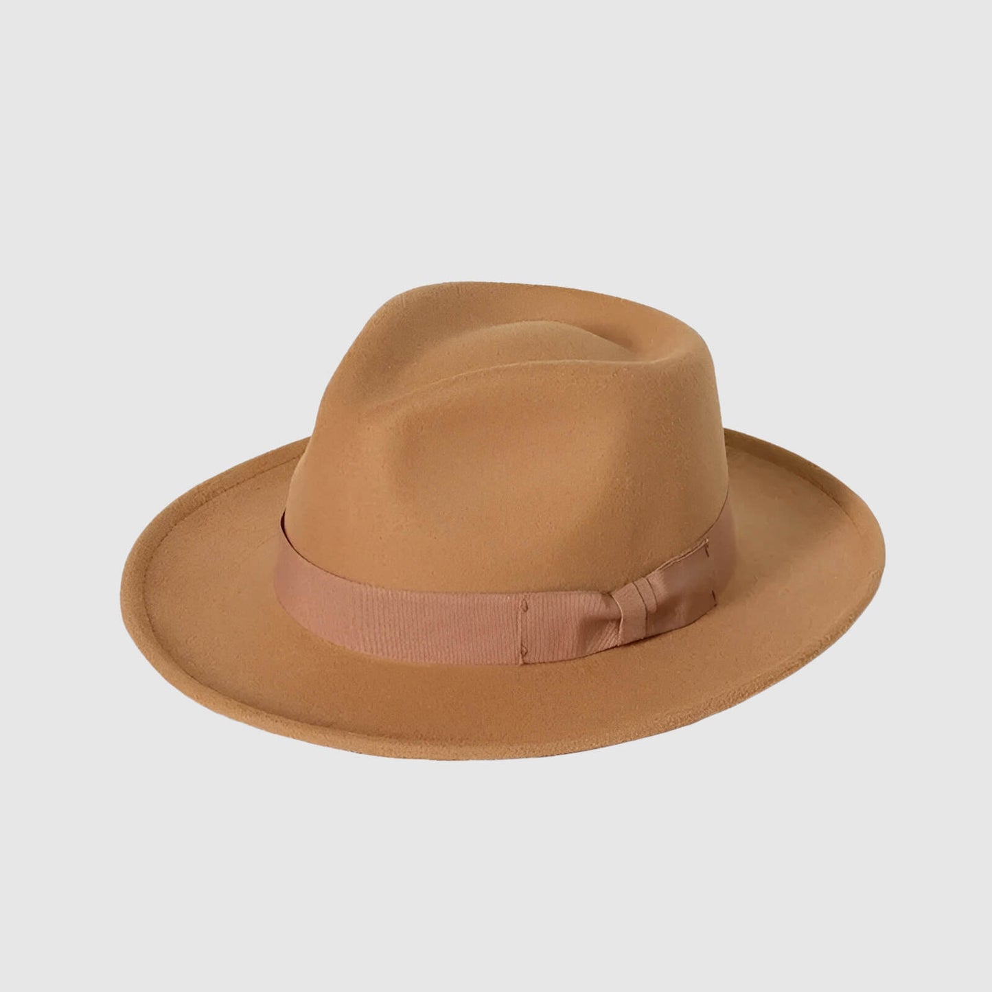 Chapeau fedora avec nœud décoratif