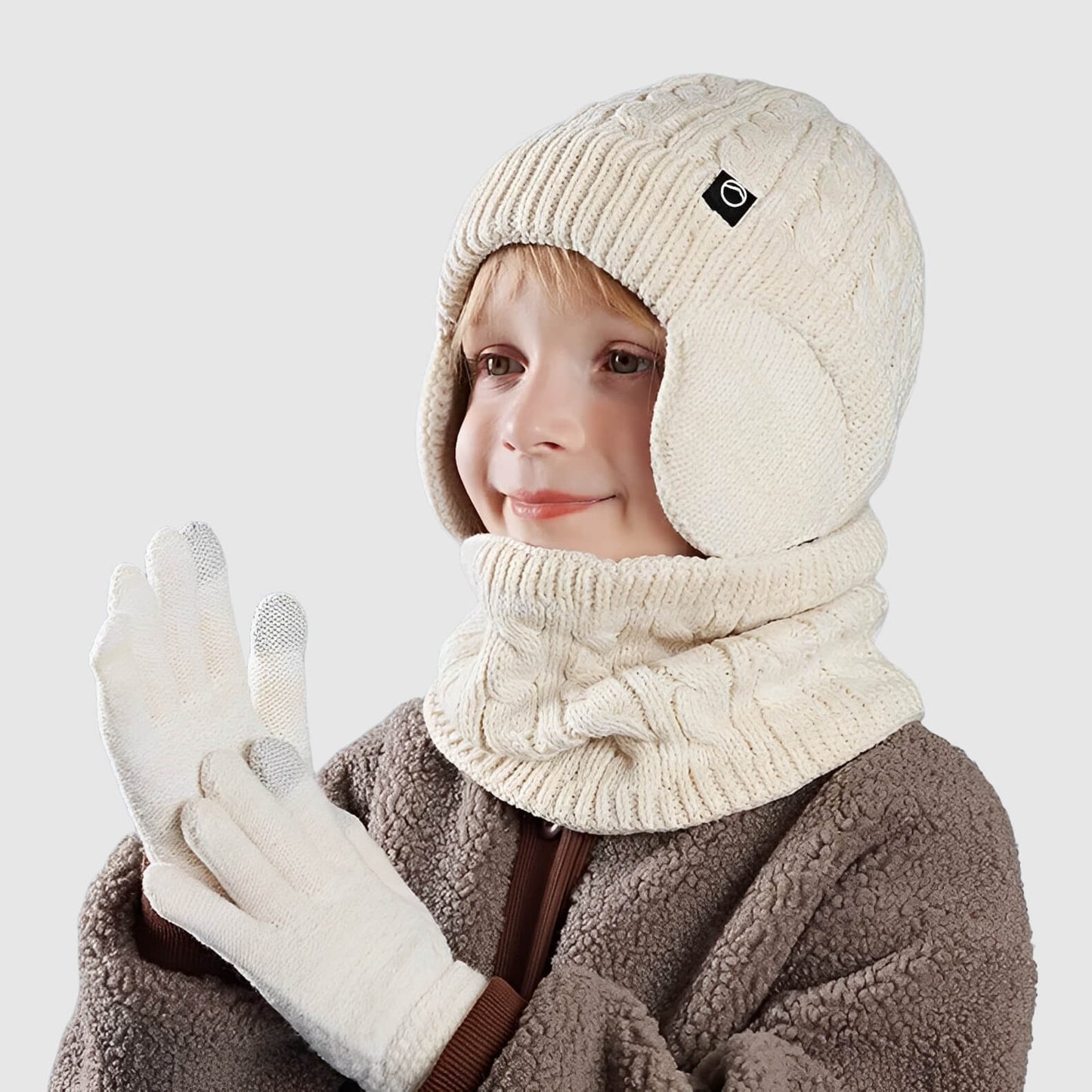 Ensemble bonnet, écharpe et gants – hiver tout chaud pour enfants