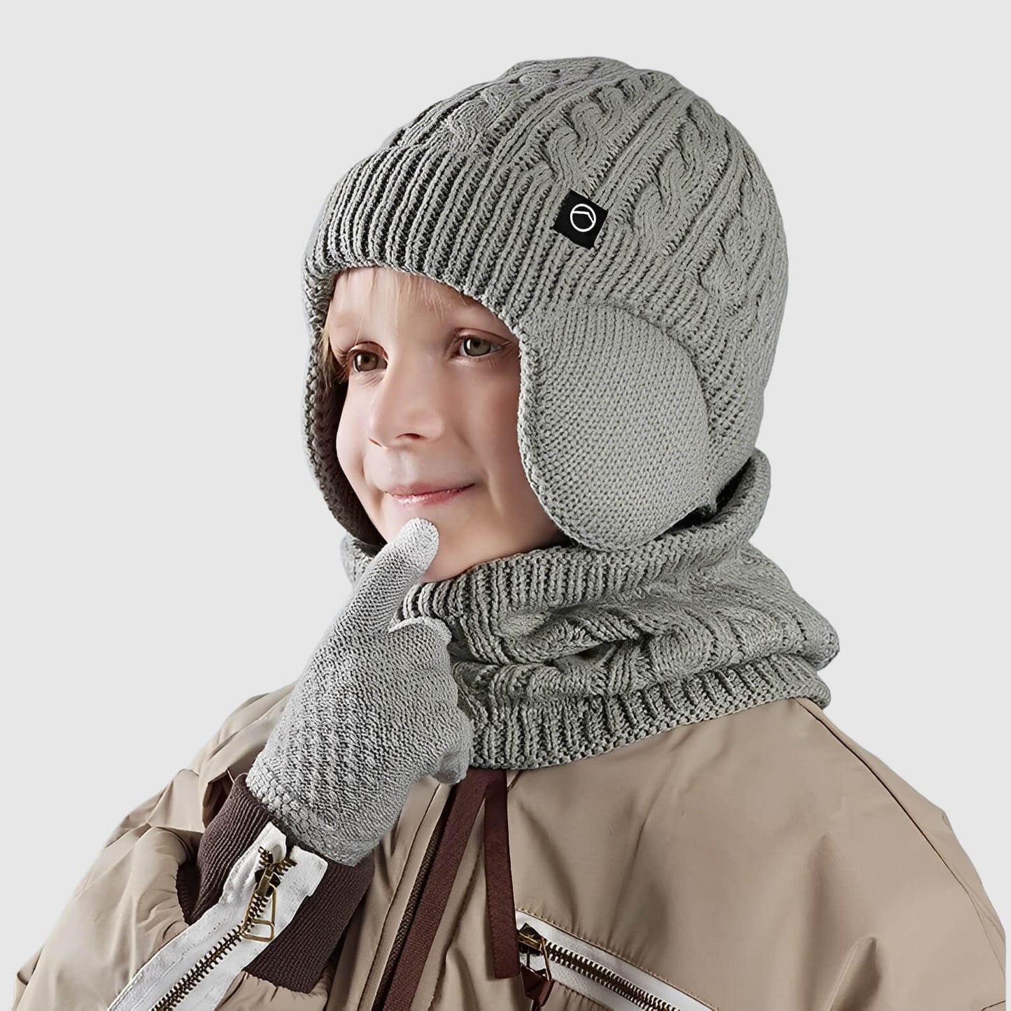 Ensemble bonnet, écharpe et gants – hiver tout chaud pour enfants
