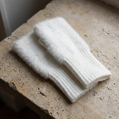 Mitaines en maille effet fourrure